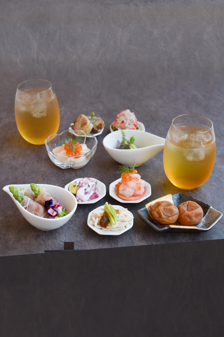 梅干し2種・梅酒・万能梅みそのギフトセット梅の饗宴（きょうえん