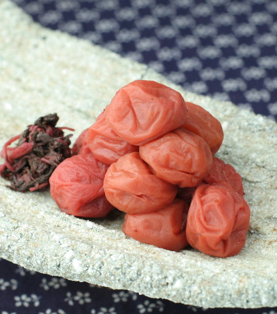 紀州産小梅 無添加 【しそ漬小梅200g（塩分約20％）】食べやすい大きさ