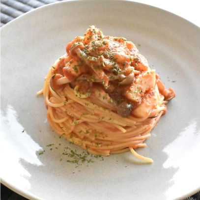 海鮮梅トマトパスタ